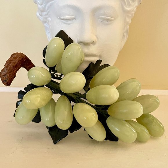 Italian Vintage 1950s Jade Stone Grapes Onyx Leaves Celadon Alabaster Marble - Picture 1 of 8
